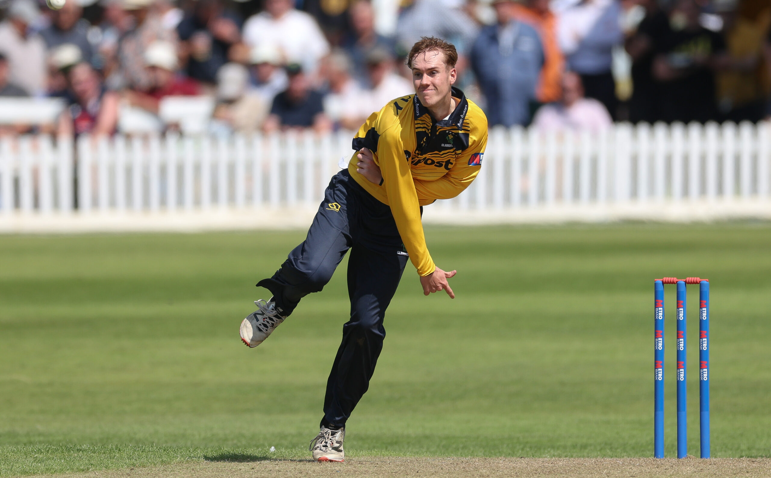 Ben Kellaway bowling for Glamorgan